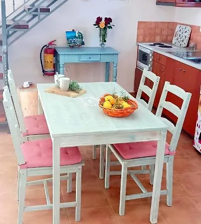 Odysseion דירה *