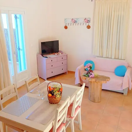 Odysseion * ואטי