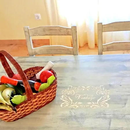 Odysseion Apartment *